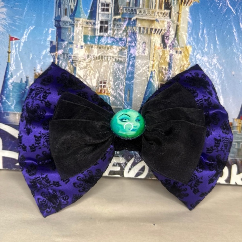 Disney parks interchangabow haunted mansion interchangeable minnie ears bow